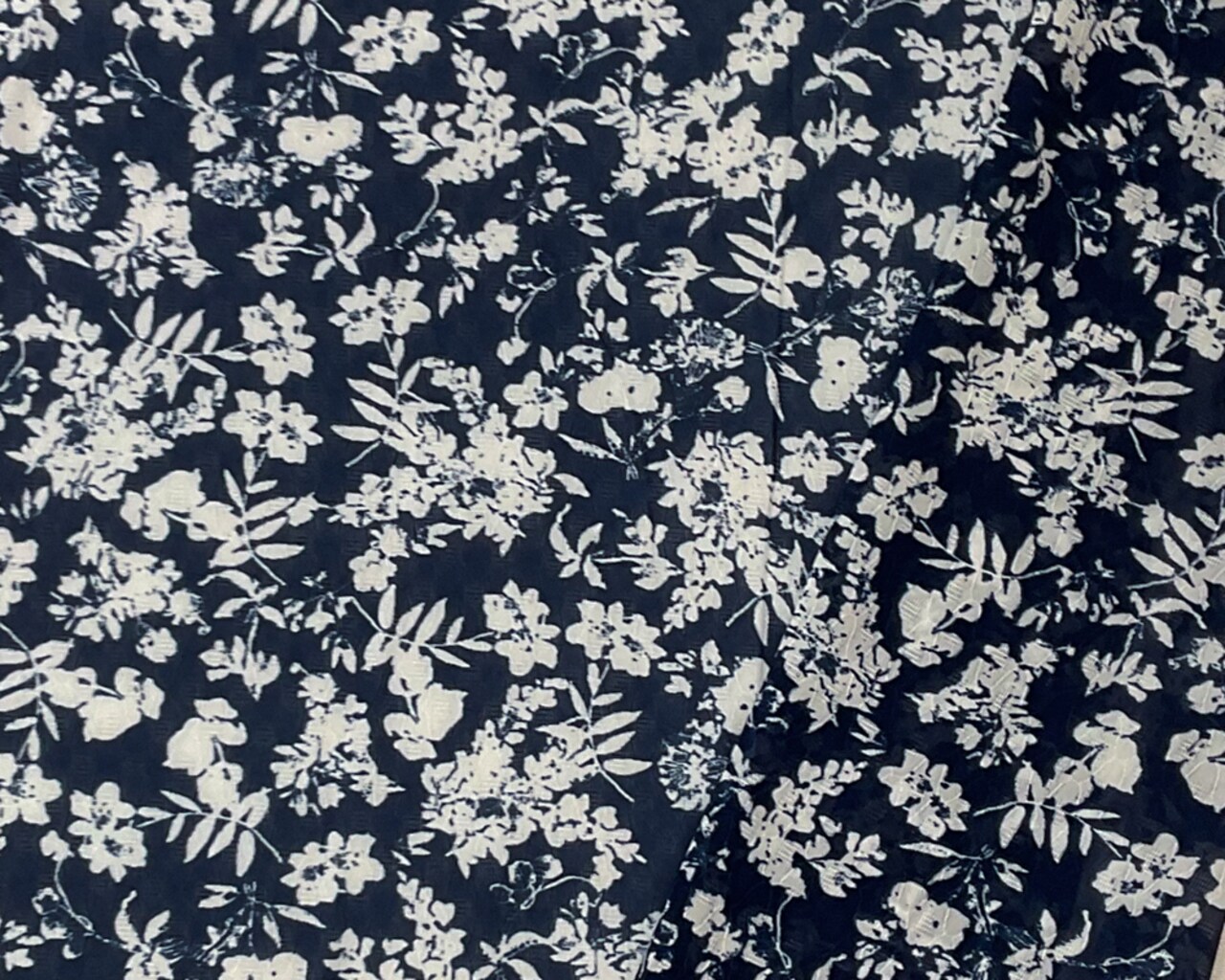Blue-White Poly Floral Printed Ogee Shape Dobby Chiffon Woven Fabric By the Yard
